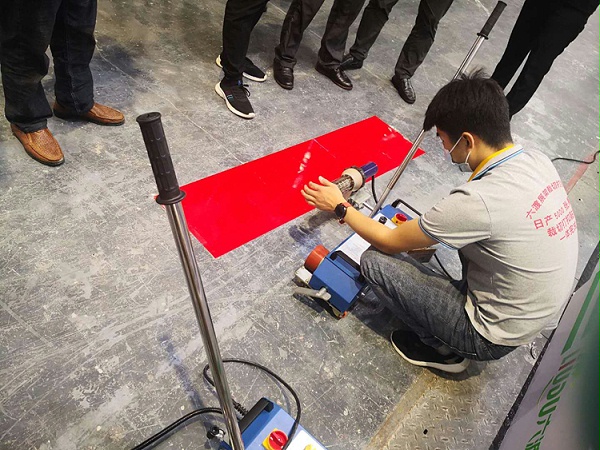 ֣�������Ϻ�չ��