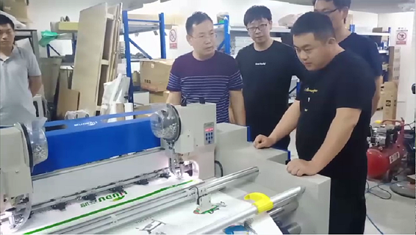 ����չ�ܲ��д�ۻ�